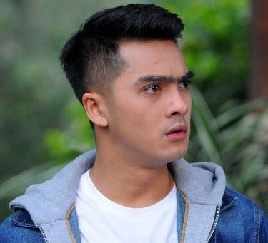 Biodata Dan Foto Pemain Film Total Chaos Terbaru Biodata Dan Foto Pemain Film Total Chaos Terbaru