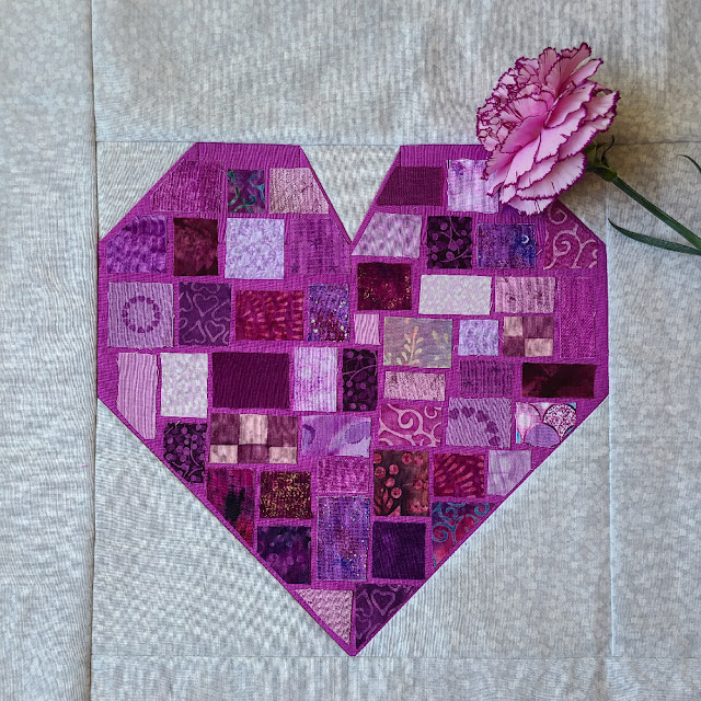 Ticker Tape Heart block challenge | DevotedQuilter.com