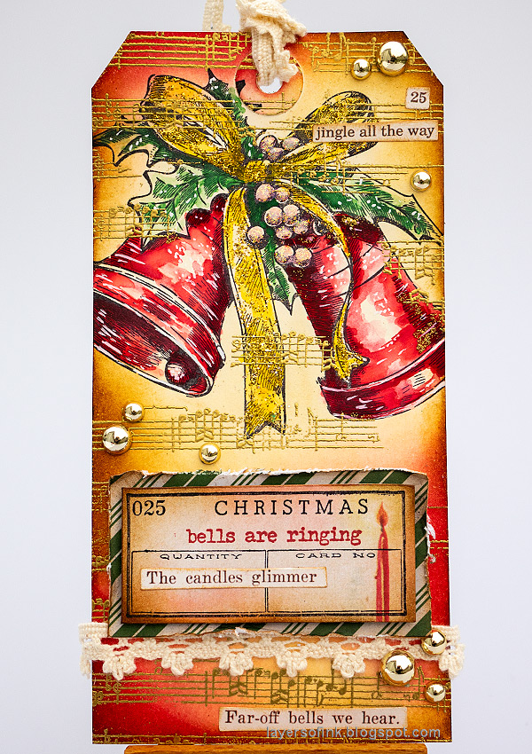 Layers of ink - Christmas Bells Tag Tutorial by Anna-Karin Evaldsson.