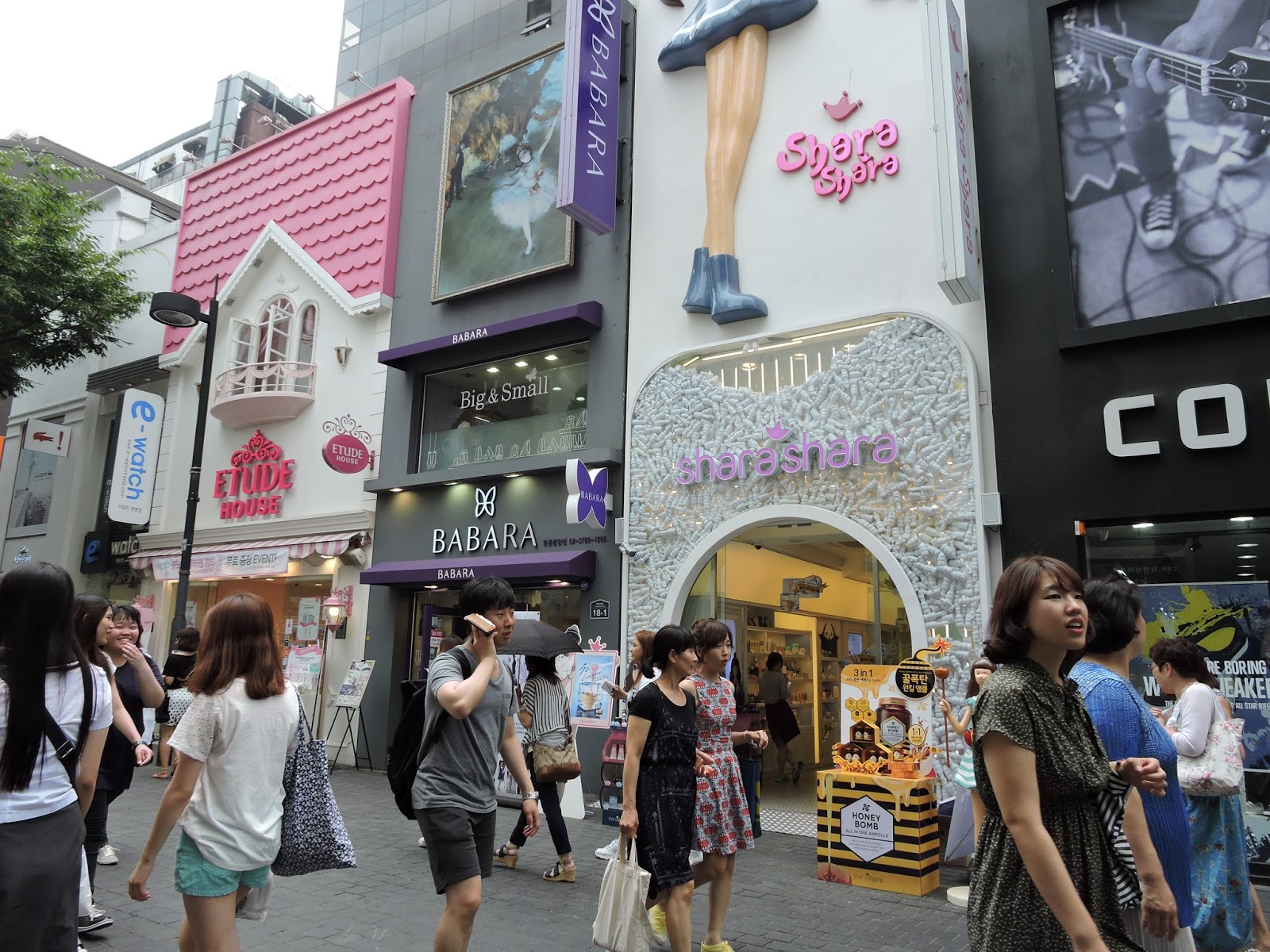  Shopping  in Seoul  Korea A Guide to Shopping  in Myeongdong