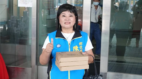 ▲縣議員陳玉姬等各界人士到場同慶。（記者林明佑攝）