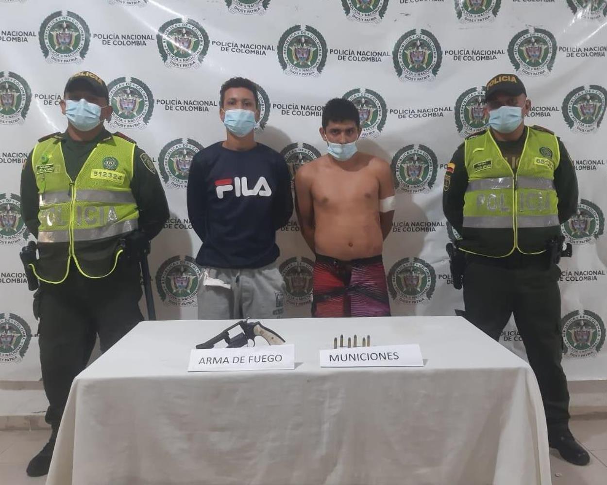 https://www.notasrosas.com/Policía Cesar captura dos extranjeros, por hurto a entidad bancaria en Valledupar