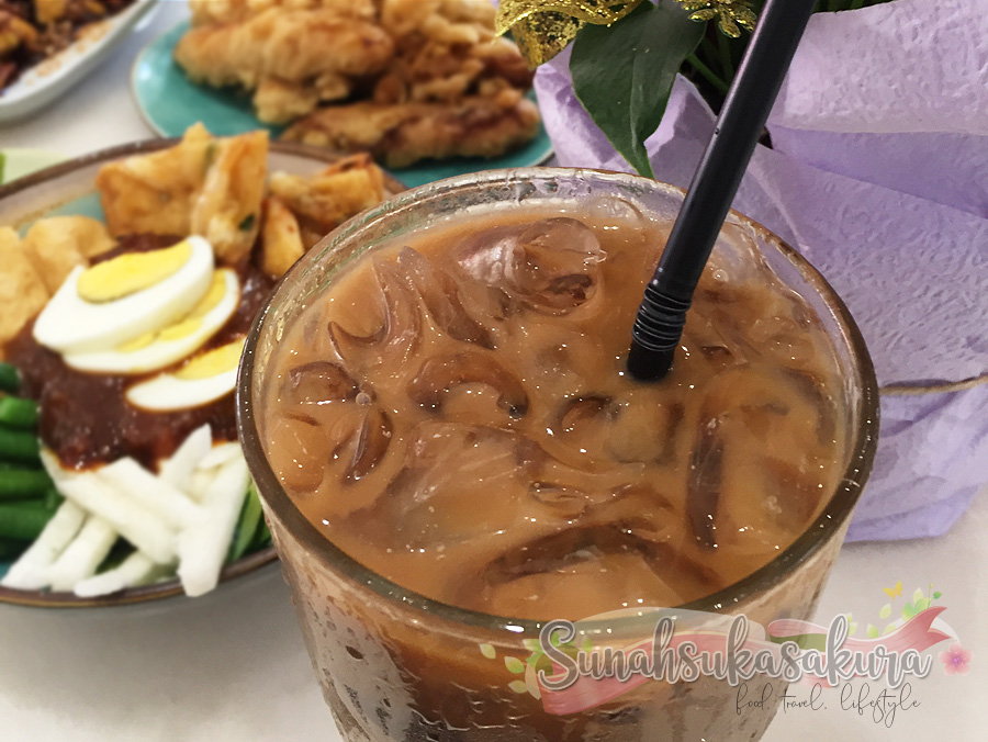 Lunch Nasi Lemak Sedap di Cafe Eatura by Nyonya Leaf, Johor Bahru