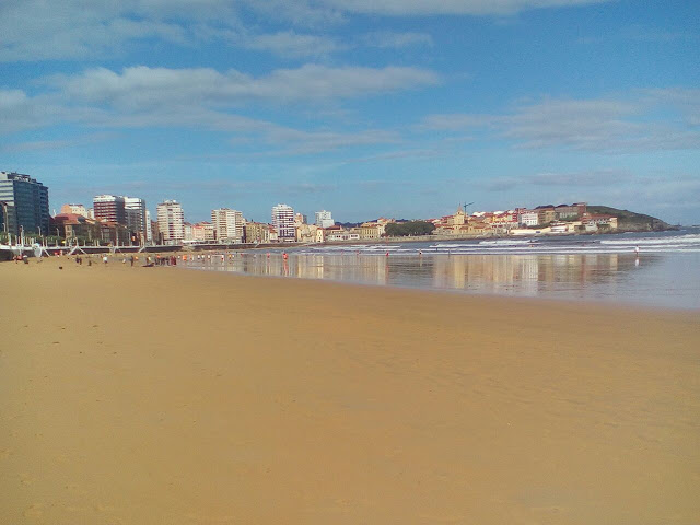 playa-san-lorenzo-gijon