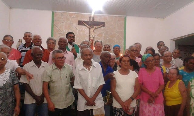 Festa de São Miguel do Povoado de Nova Cruz iniciou com Missa Especial para os Idosos da Comunidade.