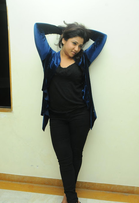 jyothi new trendy hot images