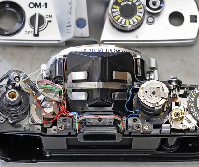 Exploring The World Of Film Cameras And Lenses Olympus Om 1 Top Removal And Viewfinder Cleaning