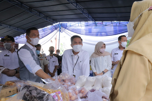 Ratu Dewa Pantau Bazar Ramadhan