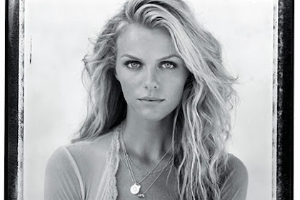 Happy Birthday, Brooklyn Decker