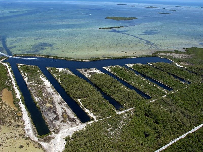 boca-chica-submarine-pens-16