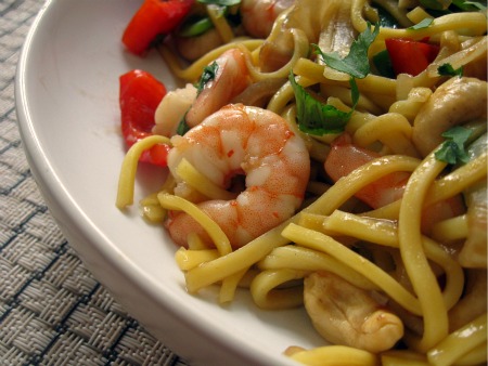 Prawn and Cashew Nut Noodles