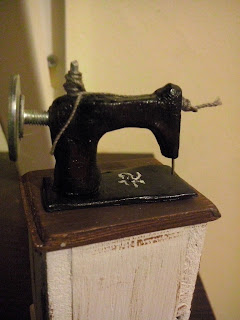 sewing machine polymer clay miniature 1:12 scale singer vintage