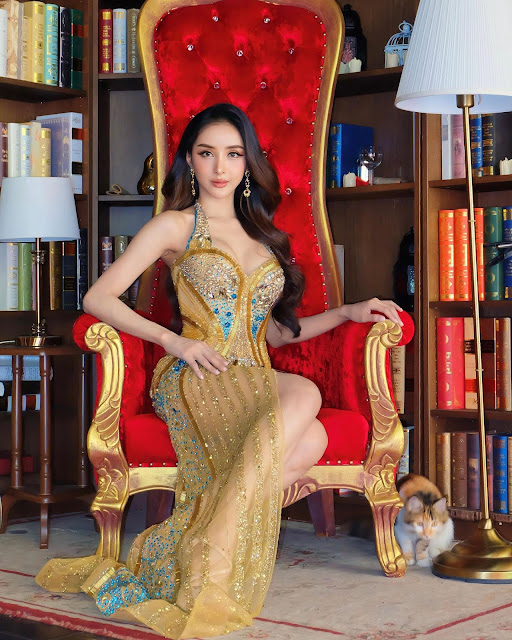 Bank Nutchanara Khongpattananon – Most Beautiful Thai Transgender Model in Mermaid Evening Dress Photoshoot