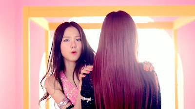 CLC Yujin from Like MV