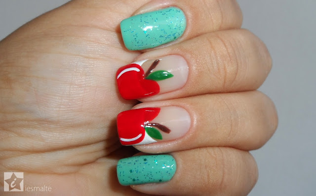 Unhas Decoradas - Maçã