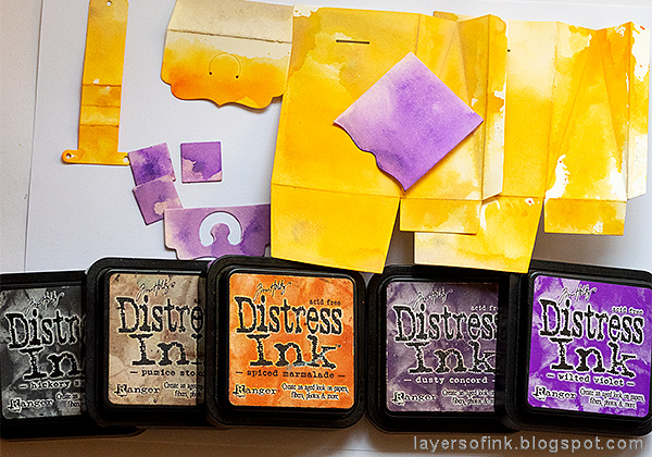 Layers of ink - Waterfall Video Tutorial by Anna-Karin Evaldsson, inking paper with distress inks.