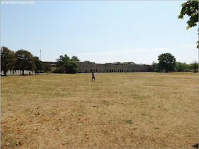 Fuerte Warren: Parade Ground