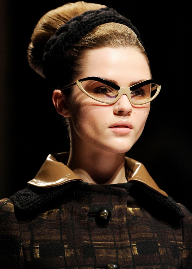 cateye sunglasses 2011. Cat eye glasses: the trend