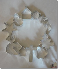 Cookie Cutter Wreath 3