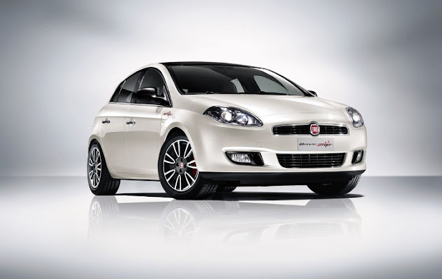 Fiat Bravo Street 2012 anteriore Motor Show Ginevra