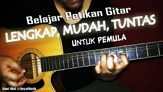 belajar petikan gitar, latihan petikan gitar, cara bermain petikan gitar, memetik senar gitar