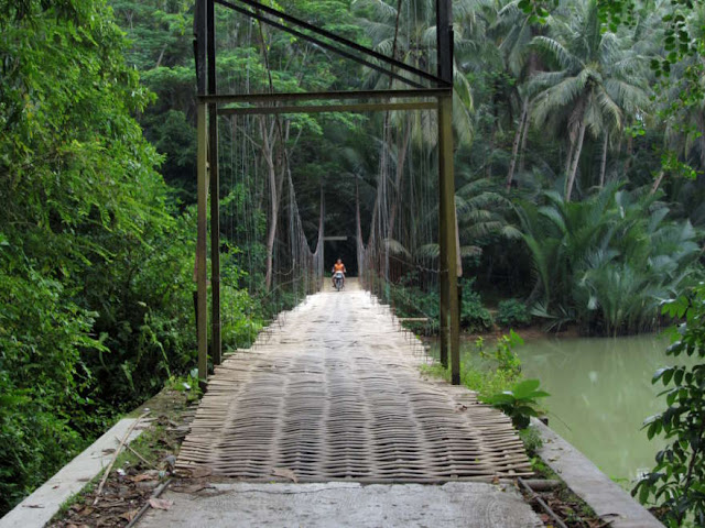 bamboo bridge batu karas