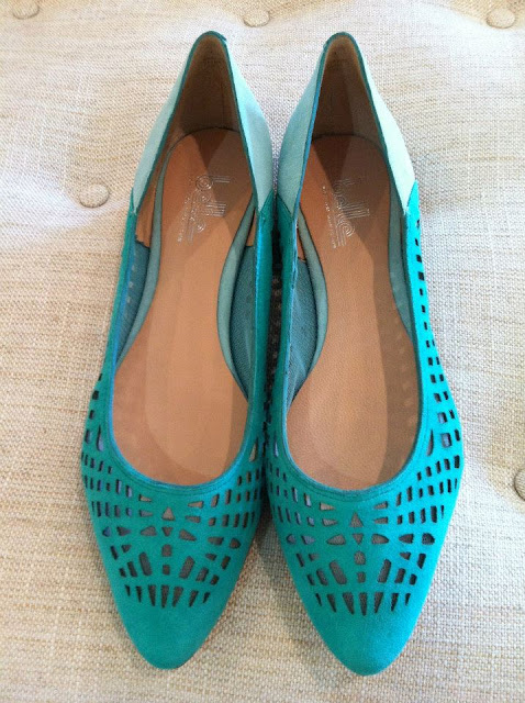 Belle Vada Flat Turquoise Cutout Shoe