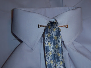 Collar clip shown in place.