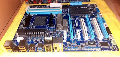 Gigabyte GA-990XA-UD3 (rev. 1.x) NVMe M.2 SSD BOOTABLE BIOS MOD