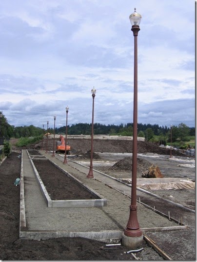 IMG_2937 Oregon City Amtrak Station Parking Lot in Oregon City, Oregon on May 29, 2010