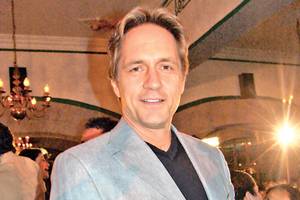 Guy Ecker protagonizara nueva versión de "Mi Segunda Madre"  