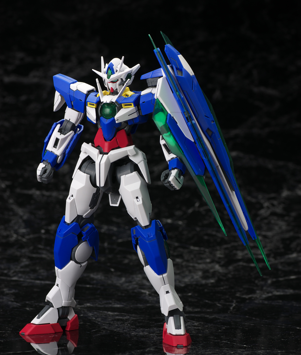 ... MG 1/100 Gundam 00 Qan[T] No.41 Hi Res Images (Many WALLPAPER Size