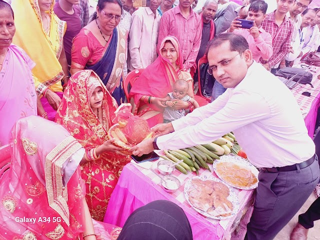  रेहारी में लगी ग्राम जन चौपाल, डीएम ने सुनी समस्याएं