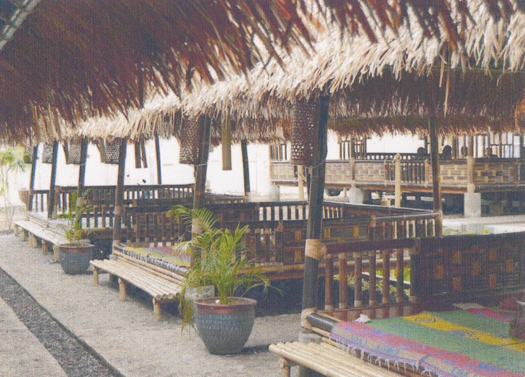 Jasa pembuatan rumah bambu  bandung Saung Rumah Bambu  