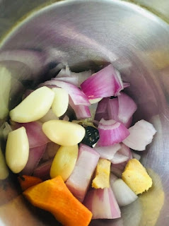 shajan-fali-aloo-ki-sabzi-with-onion-garlic-step-2(1,a)