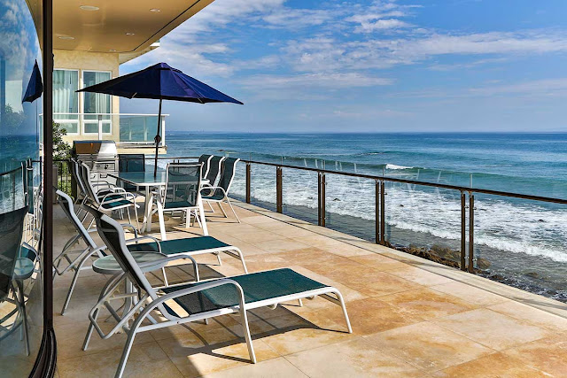 Dolphin Malibu Beachfront