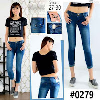 celana jeans, celana jeans wanita, celana levis, model celana jeans, cara merobek celana jeans, celana sobek, celana jeans sobek, celana robek, model celana jeans wanita terbaru, jeans robek, model celana jeans wanita, cara membuat ripped jeans, celana jeans robek wanita, model celana jeans terbaru, celana jeans robek, style hijabers, celana sobek sobek, celana jeans robek cewek