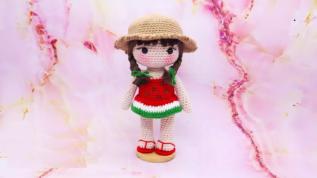 TEJE AMIGURUMIS DE VERANO Crea Preciosa Muñeca con Vestido de Sandia a Crochet