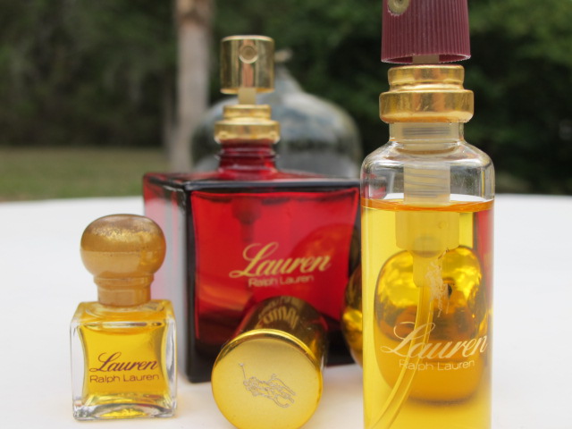 The Smell of Bliss: Niche Perfume Reviews: Vintage Lauren by Ralph Lauren -  SOTD Mini Review