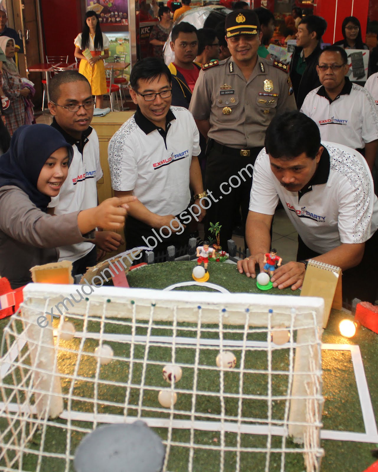 Exmud Party 2012 Radar Madiun yang berlangsung dua hari adalah edisi keempat Kreativitas pelajar yang dikompetisikan di antaranya mading bertema all about