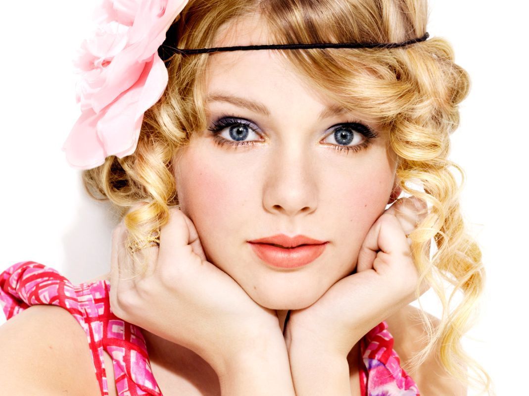 Makeupbyal Taylor Swift Inspired Makeup