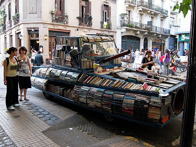 Moving Tank Library That Gives Out Books Seen On www.cars-motors-modification.blogspot.com