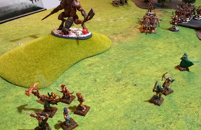 Warhammer The Old World battle report - Wood Elves vs Beastmen - 1300pts