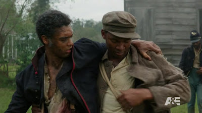 CRÍTICA: "ROOTS" (2016) - Series