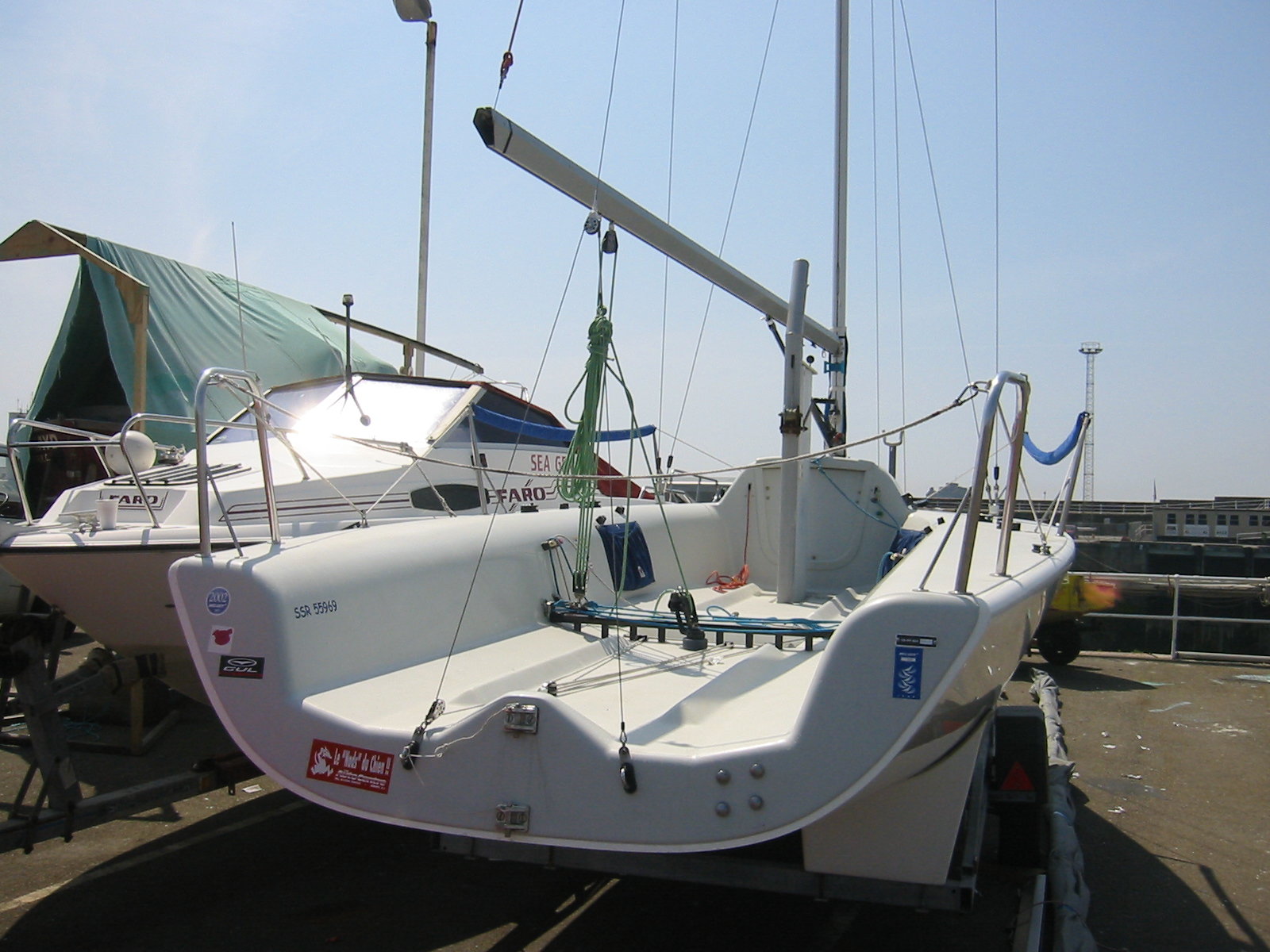 simple sailing low cost cruising: understanding boat hull