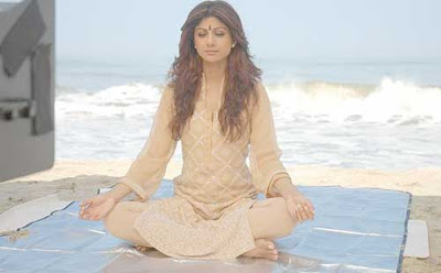 Shilpa Shetty Yoga Latest Photos