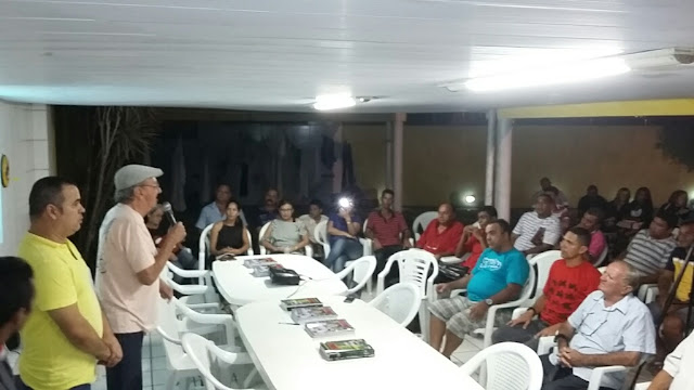 http://www.blogdofelipeandrade.com.br/2016/03/borbinha-detona-velhas-raposas-da.html