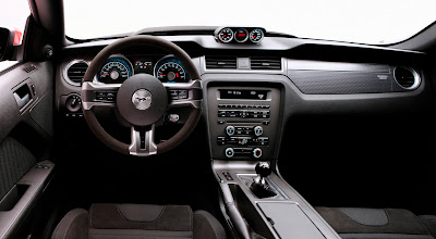 2012 ford mustang interior