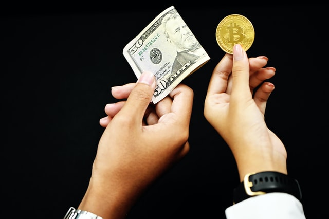 A Comprehensive Guide to Understanding Bitcoins and Fiat Currency