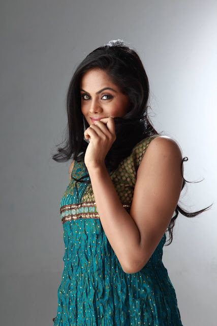 Karthika_Nair_Photos_20